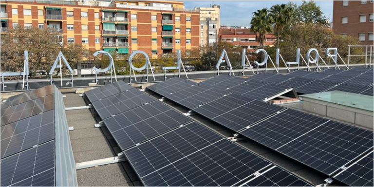 Instalación fotovoltaica local en Castelldefels.