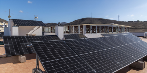 El Centro para la Autonomía Personal de Mogán incorpora paneles solares para autoconsumo