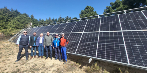 La Diputación de Almería renueva la planta solar que abastece de energía al sondeo Los Prados
