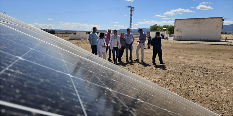 Planta fotovoltaica en Yecla.