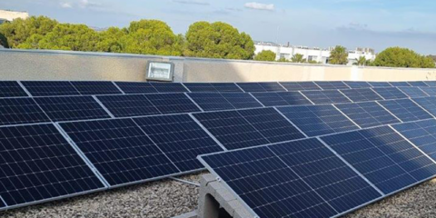 La UCA instala una cubierta fotovoltaica para autoconsumo en el campus de Puerto Real