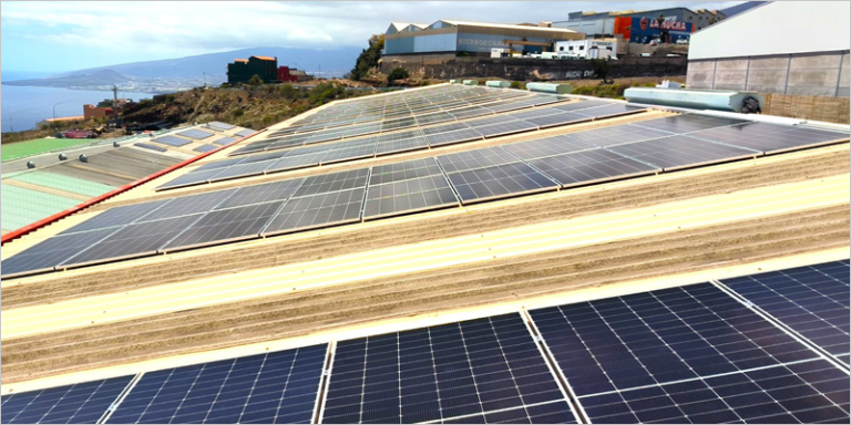 Planta fotovoltaica en El Rosario.