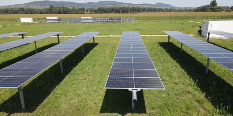 Sistema de energía agrovoltaica.