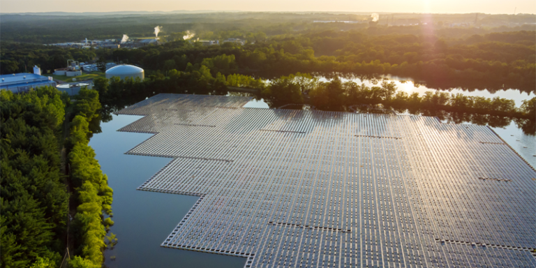 Energía solar flotante.