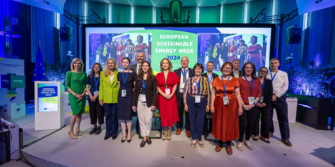 Tres iniciativas relacionadas con la energía solar, ganadoras de los Premios Europeos de Energía Sostenible 2024 de EUSEW