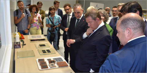 El ISFOC cuenta con nuevos laboratorios de fabricación y verificación de módulos fotovoltaicos