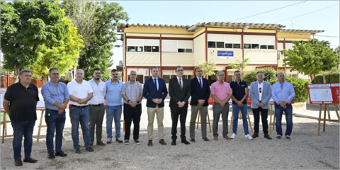 Comienza la instalación de paneles solares en 12 centros educativos de Murcia