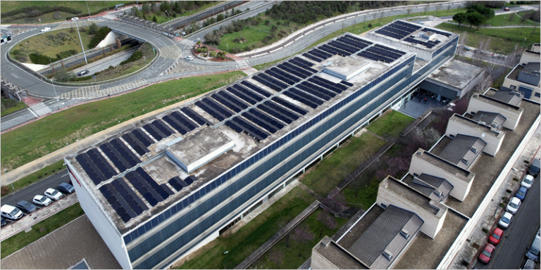 Planta fotovoltaica para autoconsumo del Edificio Cabárceno.