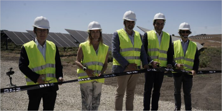 Inauguración de dos nuevos parques solares de Alcalá de los Gazules (Cádiz).