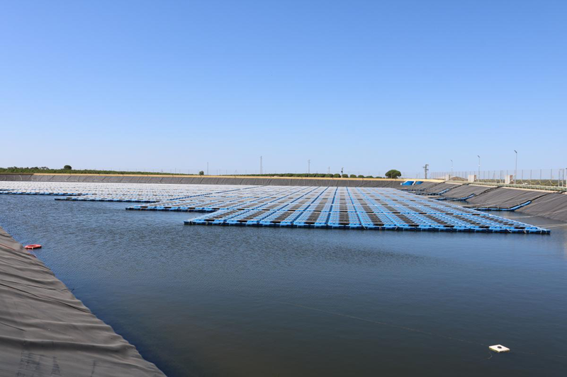 Planta solar flotante en la comunidad de regantes Sur-Andévalo.