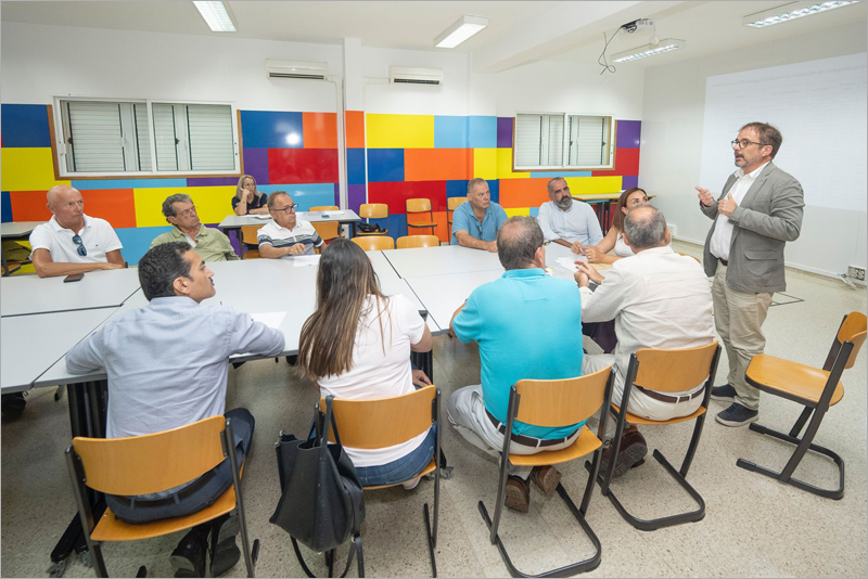 Reunión de la comunidad energética de Arinaga.