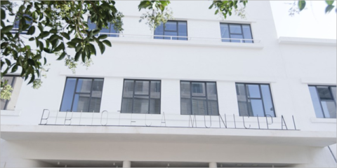 La cubierta de la Biblioteca Municipal José María Artero de Almería incorporará paneles solares