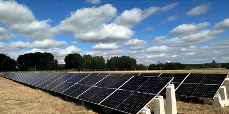 Instalación fotovoltaica en La Olmeda.