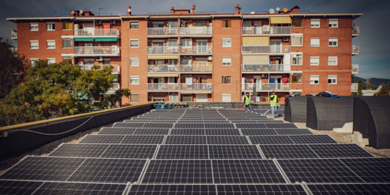 Cubierta fotovoltaica en El Prat de Llobregat.