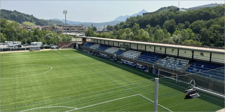 Campo de fútbol municipal Loinatz.