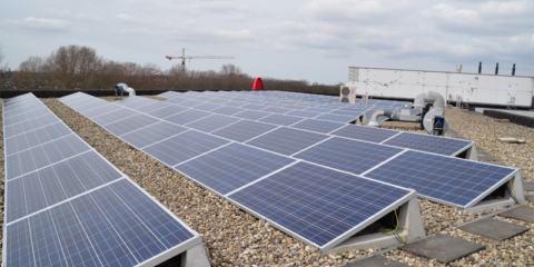 El Cabildo de Gran Canaria invierte 100.000 euros en placas solares y movilidad sostenible en la isla