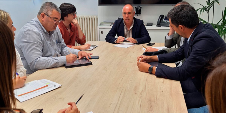 Reunión de la Diputación de Pontevedra y del Concello de Ribadumia.