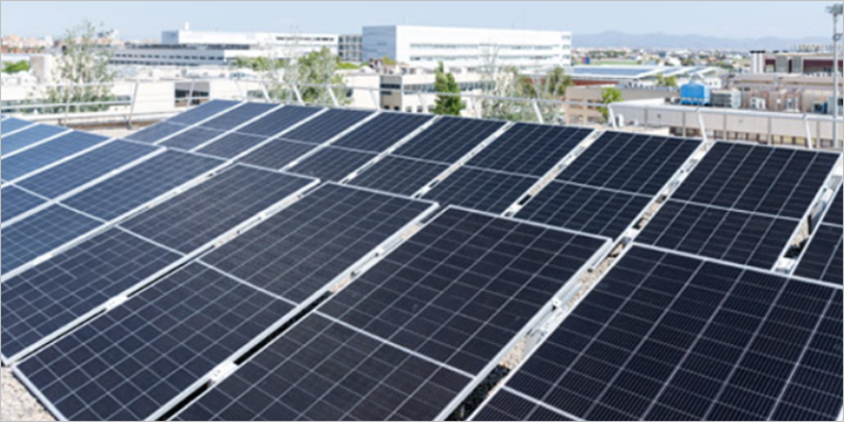 Instalación fotovoltaica en la UPV.