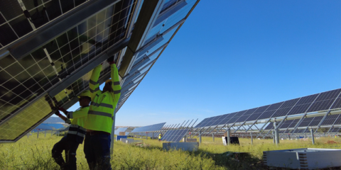 La planta fotovoltaica El Rancho se conecta a la red eléctrica en Jerez de la Frontera