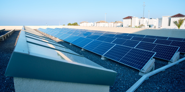 Cubierta fotovoltaica en Canarias.