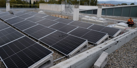 Nueva instalación fotovoltaica para autoconsumo en la cubierta del edificio consistorial de Cambrils