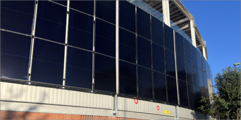 Finaliza la instalación de los paneles solares verticales del Mercado Municipal de Otxarkoaga en Bilbao